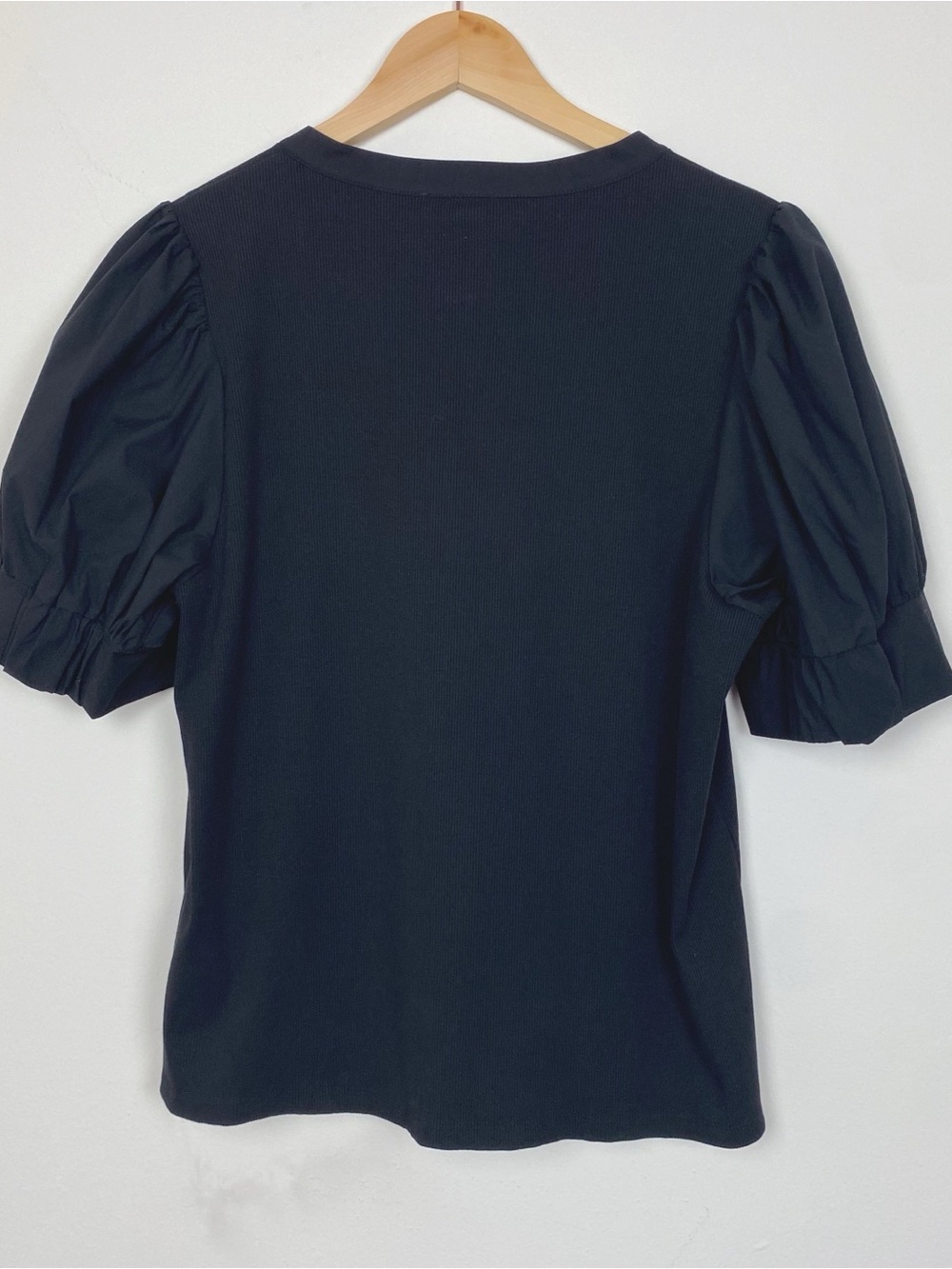 Bailey 44 Black Puff-Sleeve Henley Blouse Sz XL - Picture 2 of 5